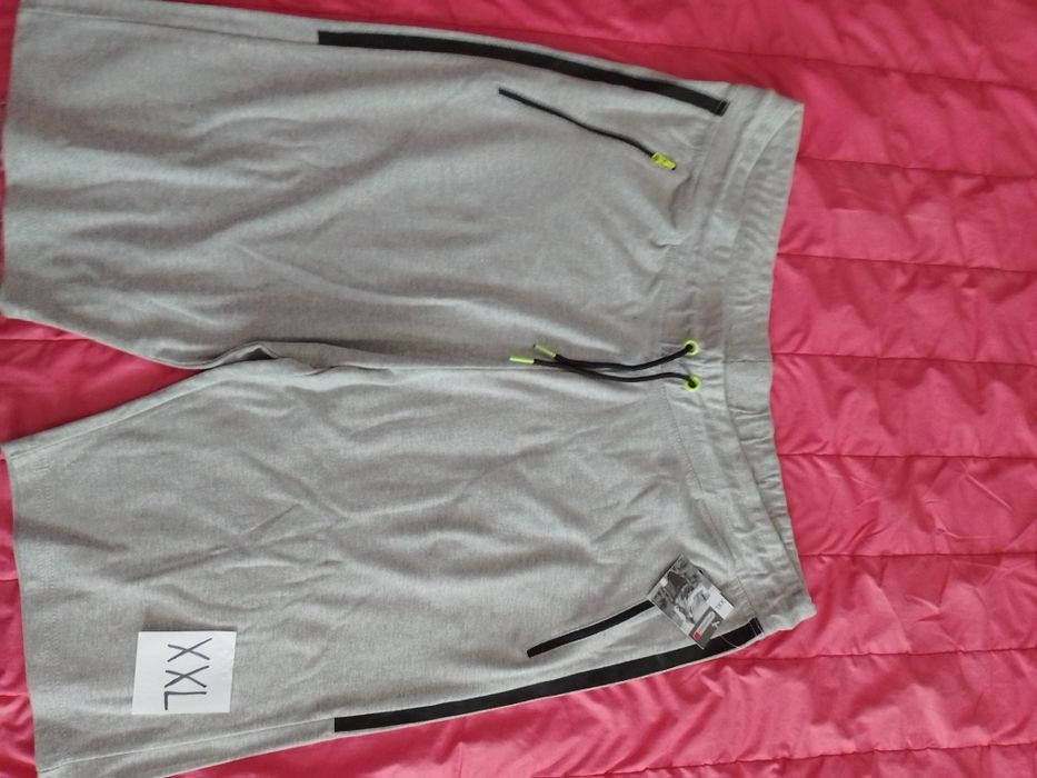 Мъжки къси панталони