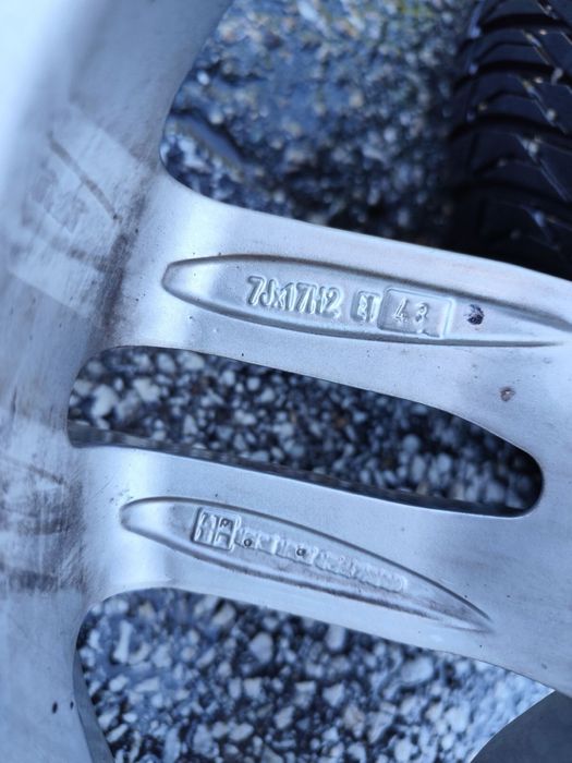 17 5/112 VAG  215/50/17