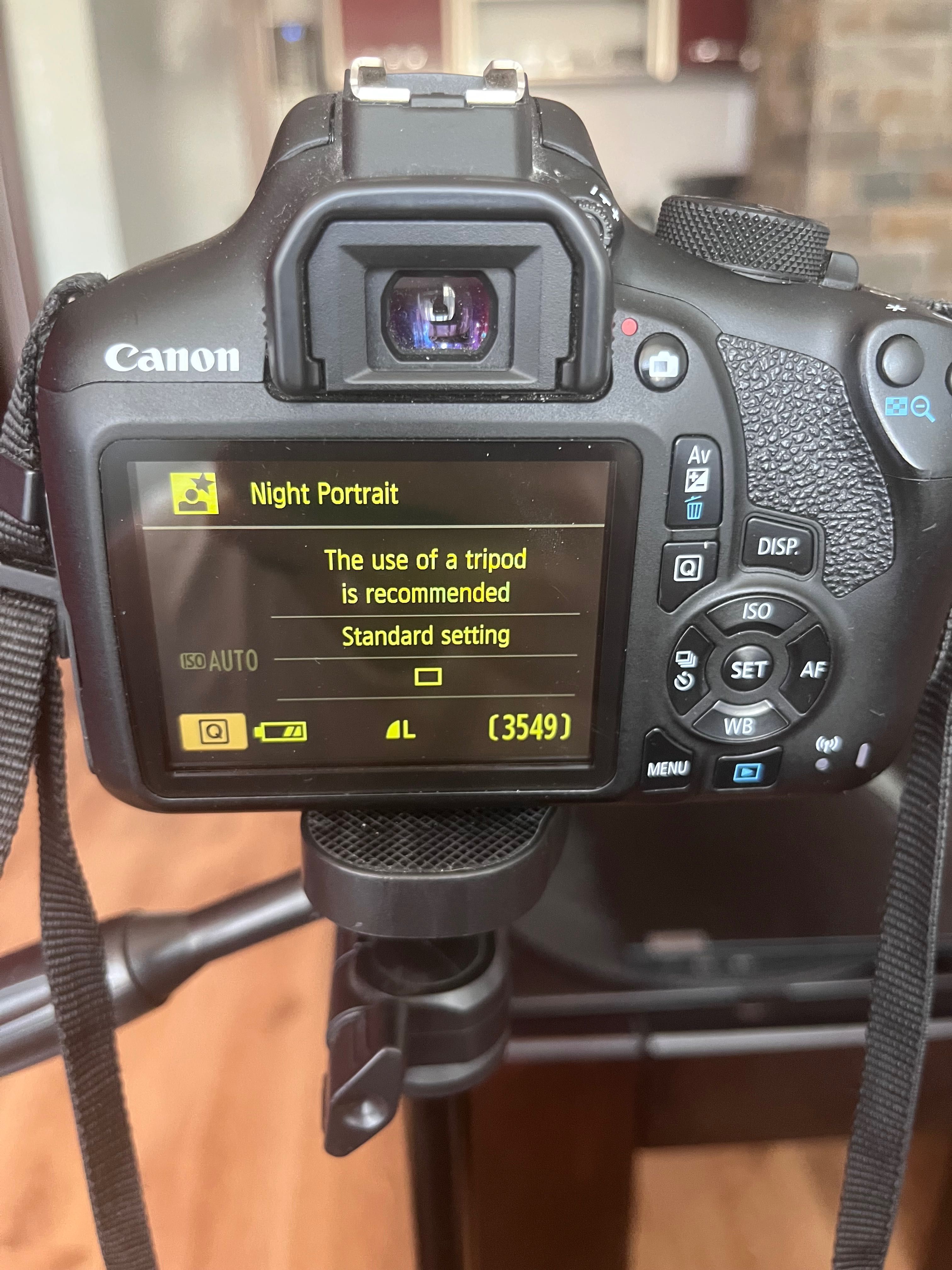 Canon 1300D като нов
