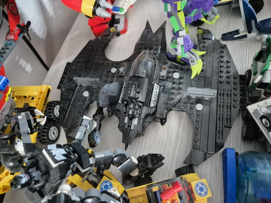 Vand Lego City, Creator