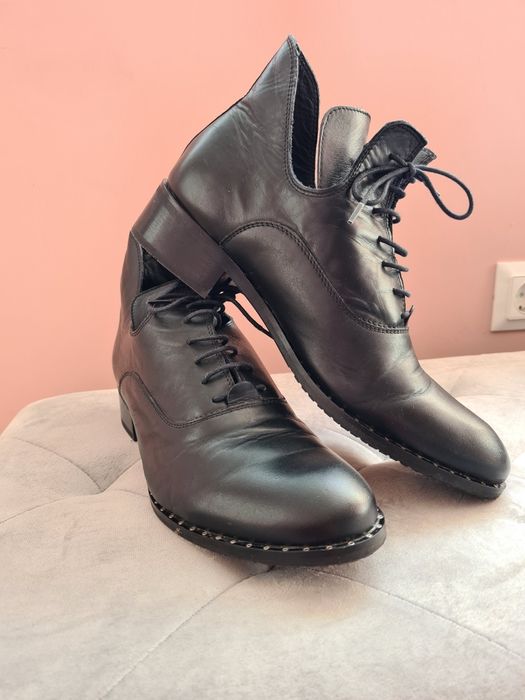 Обувки от естествена кожа