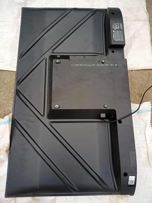 Televizor Hisense 102 cm ECRAN SPART