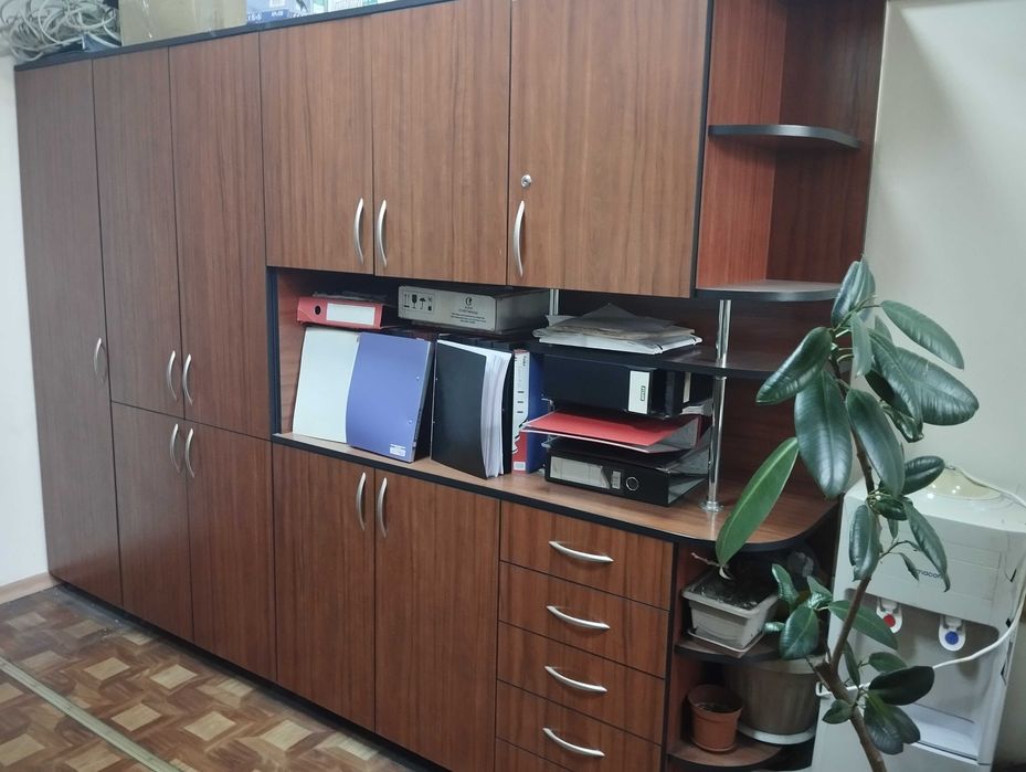 Стенка секционная для офиса, детского сада бу