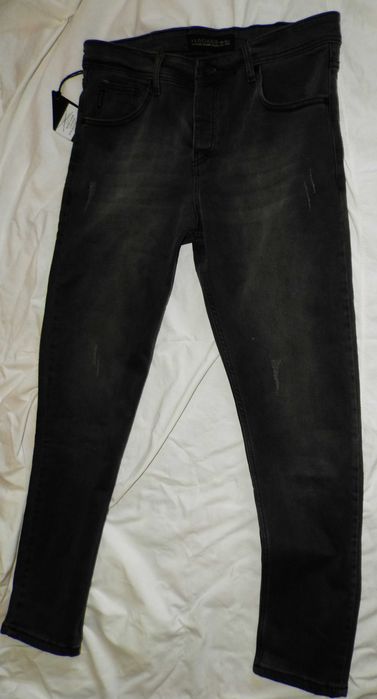 Мъжки дънки нови