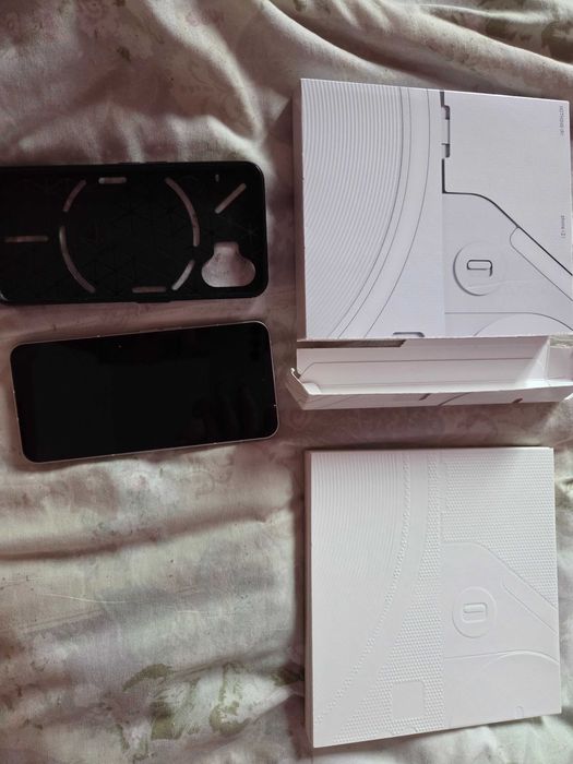 Nothing phone 2 256gb 12 ram