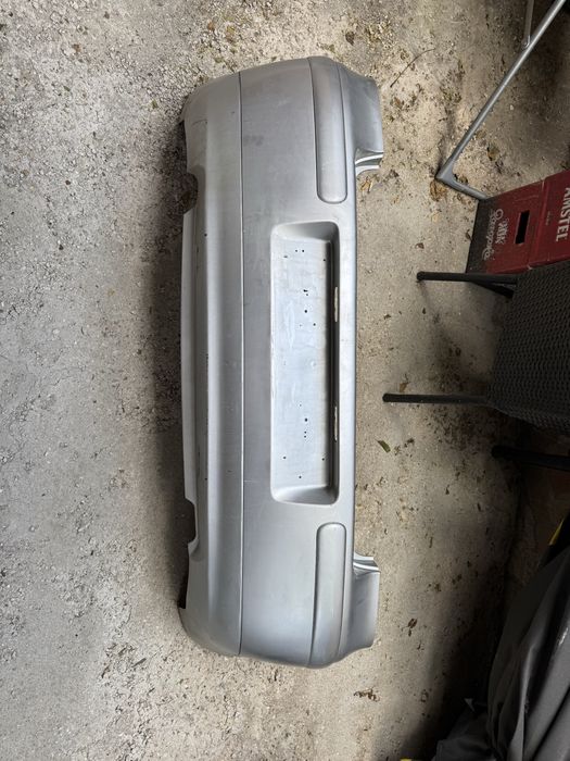 *КОМПЛЕКТ* Задна и предна броня за VW Golf 4