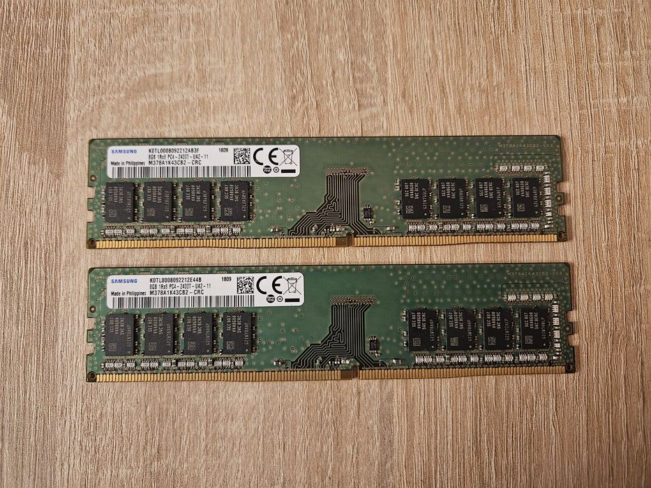 Kit memorii 2x 8GB DDR4 2400Mhz Samsung dual channel