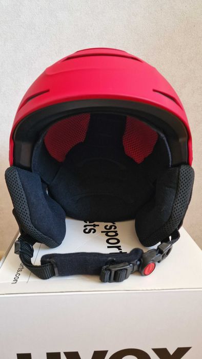 Ски каска Uvex legend