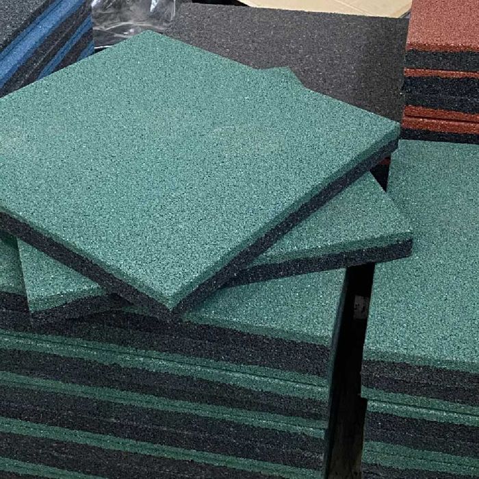 Резиновая плитка 500х500х20 мм