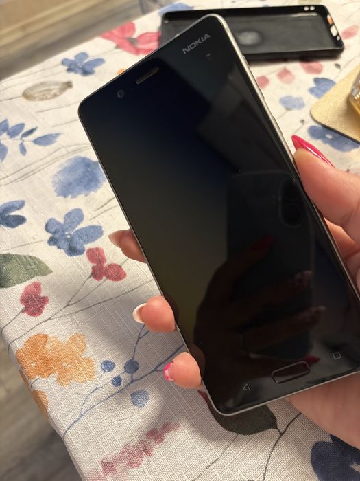 Nokia 8 с неработеща батерия