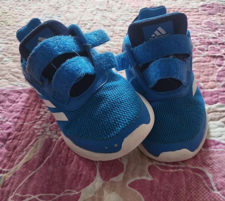 Adidasi baieti, toamna , vara.