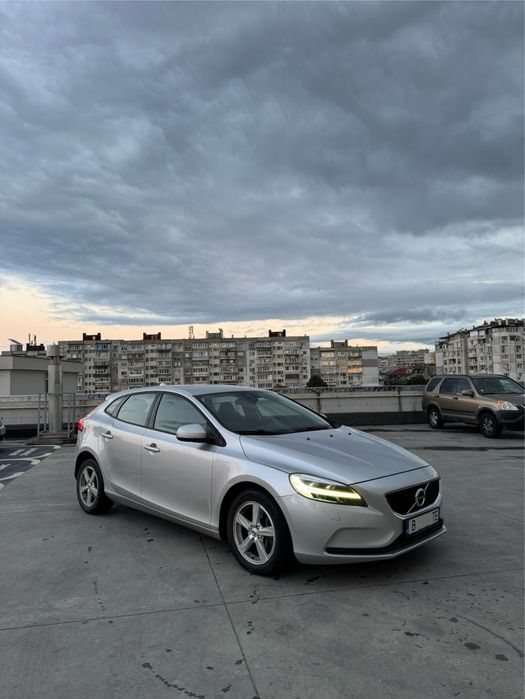 Volvo V40 D2 Автоматик