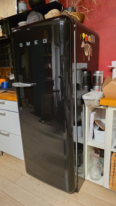 Frigider Smeg negru