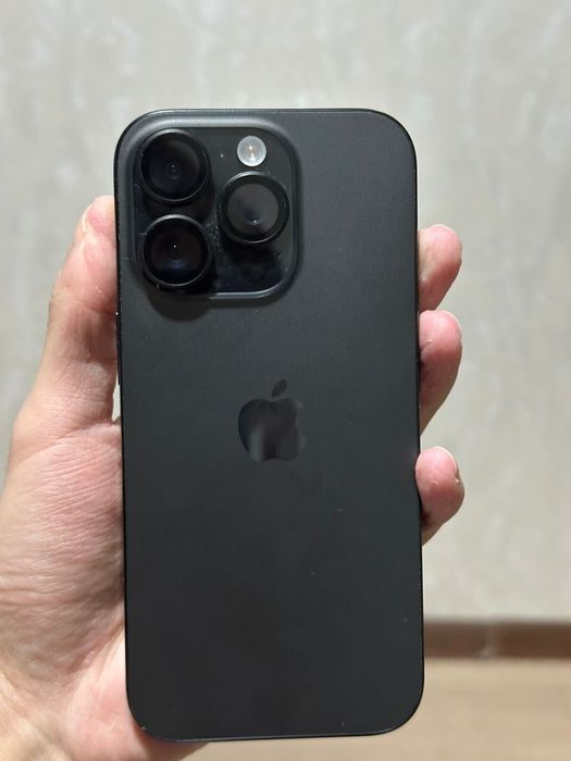 Айфон 16 про цвет черный