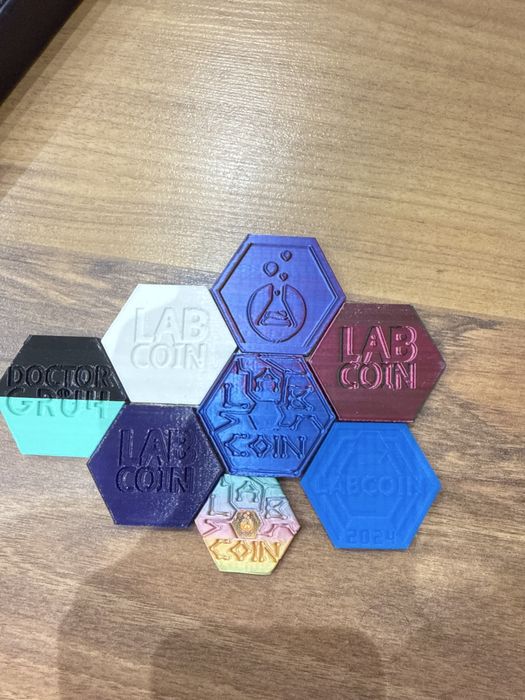 8 labcoina- 3 супер редки 3-редки 2-обикновени