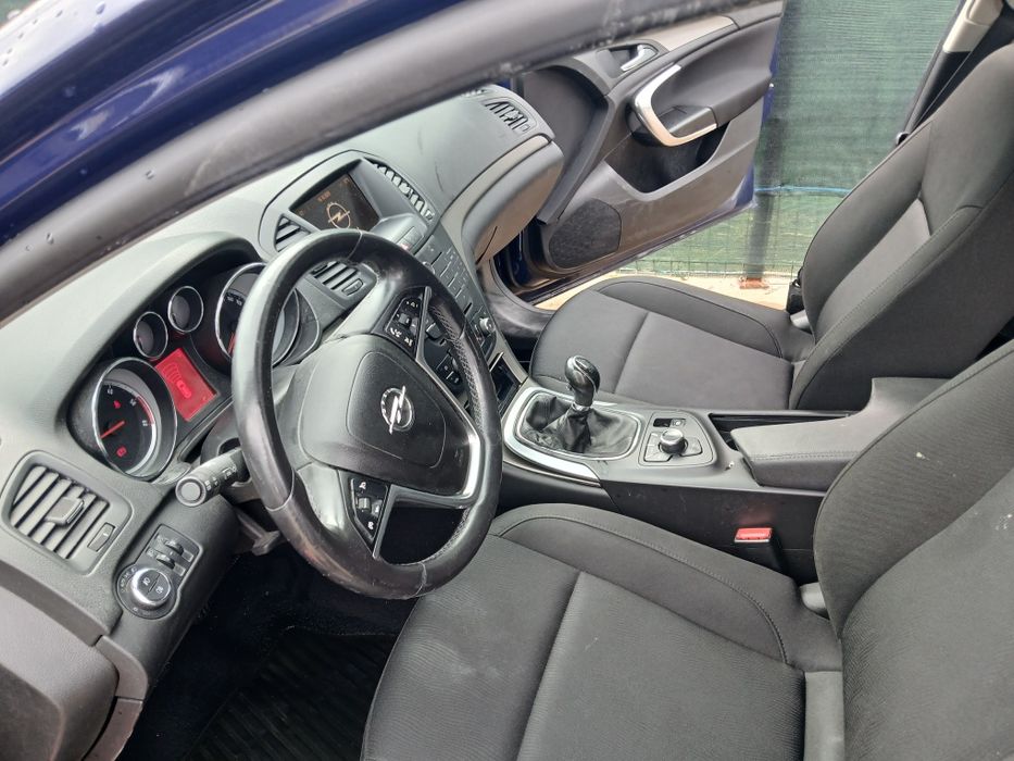 Opel Insignia 1.9 Diesel variante auto

Model 2012

Excepționala :cu m