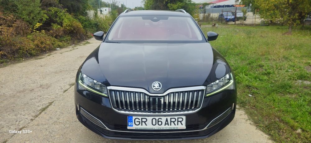 Vând Skoda Superb