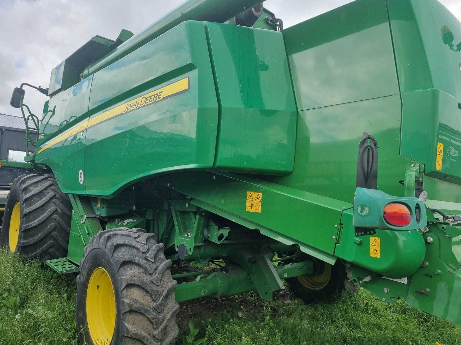 Combina JOHN DEERE W 650