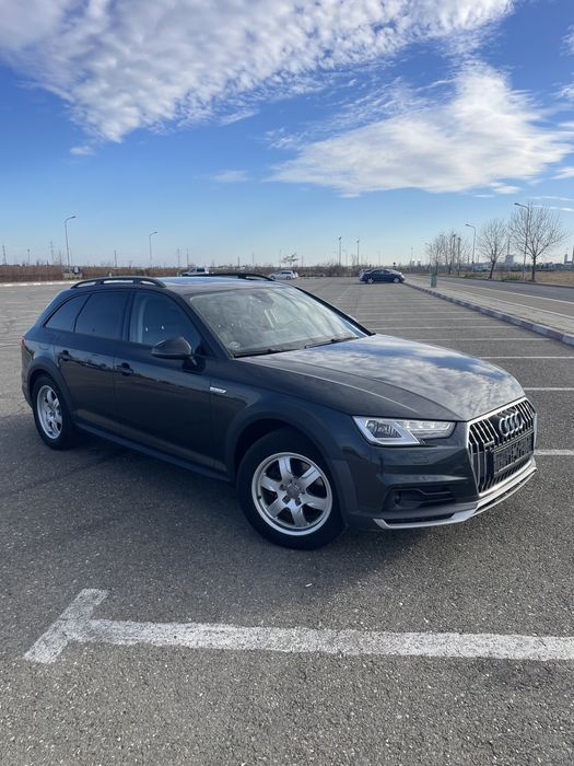 Audi A4 Allroad/ ACC/ Virtual/ Panoramic/ carplay