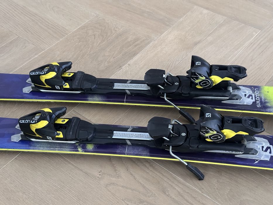 Schiuri All Mountain Salomon Q85 174 + Legaturi Z10