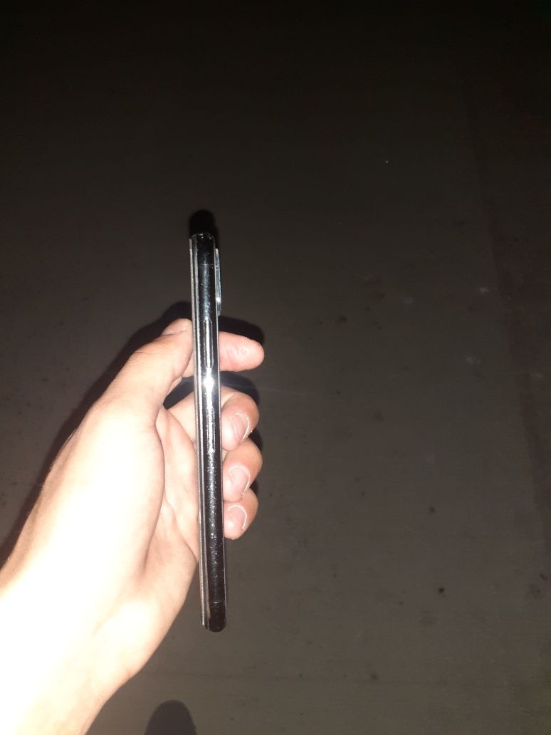 Iphone XS MAX sotiladi
