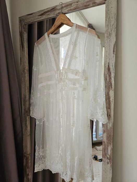 нов дантелен халат бял