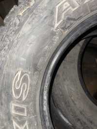 Maxxis a/t 275,65,17