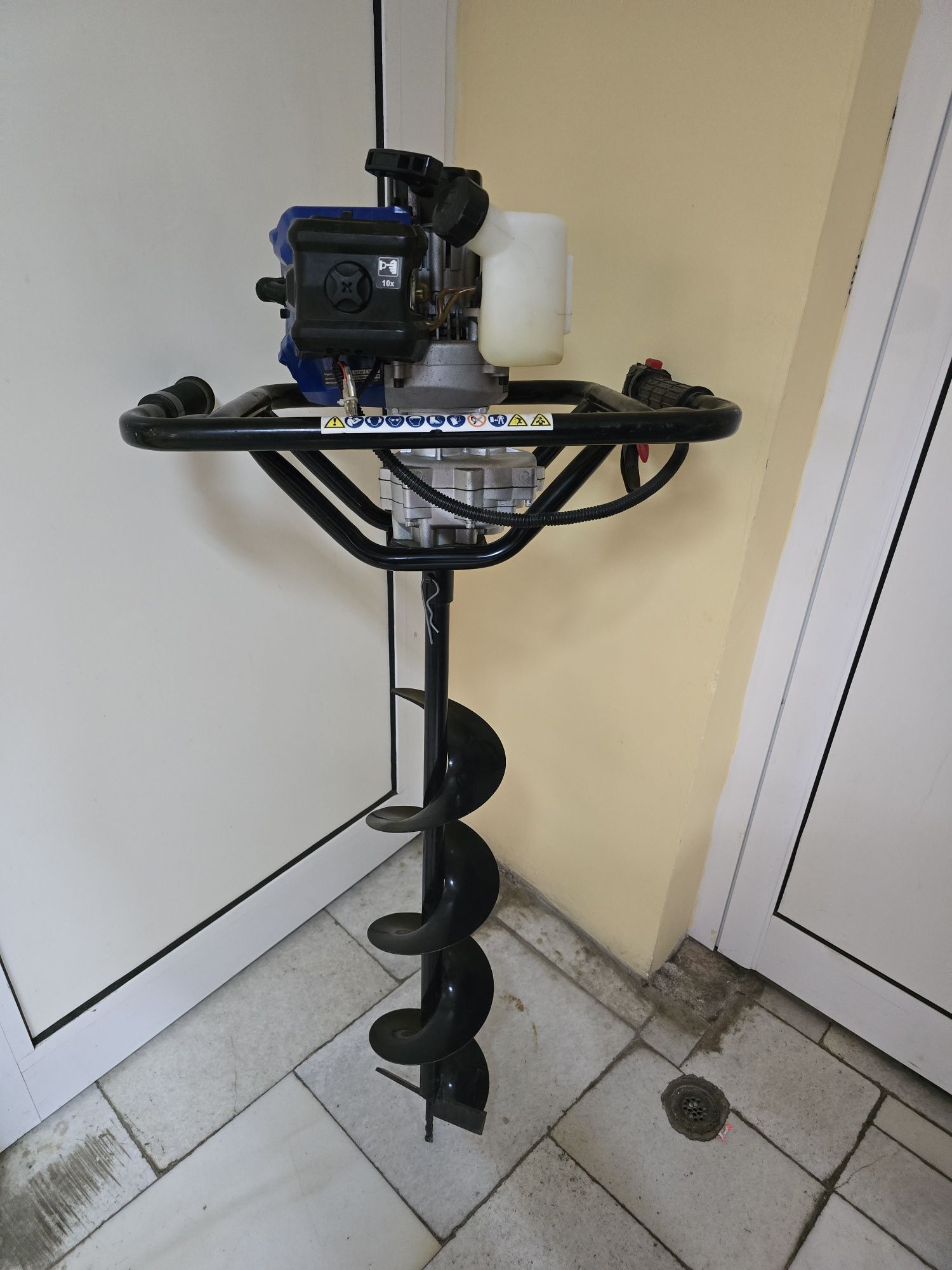Бензинов свредел scheppach 51.7cc