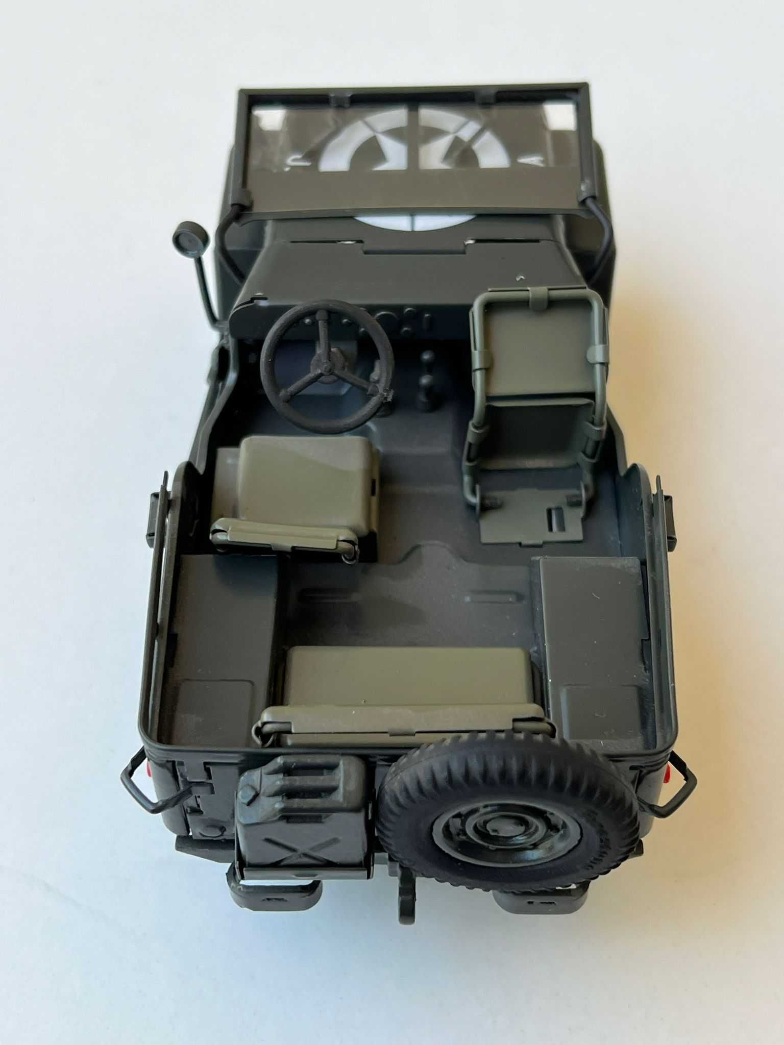 Macheta Militar 1/24 Hendrix Jeep Willys Army