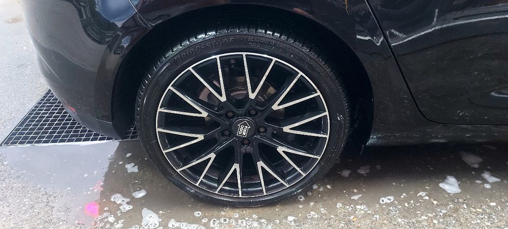 Vand roti r 18  ( 5×114,3 ) j 8  ET 40 renault megane 4