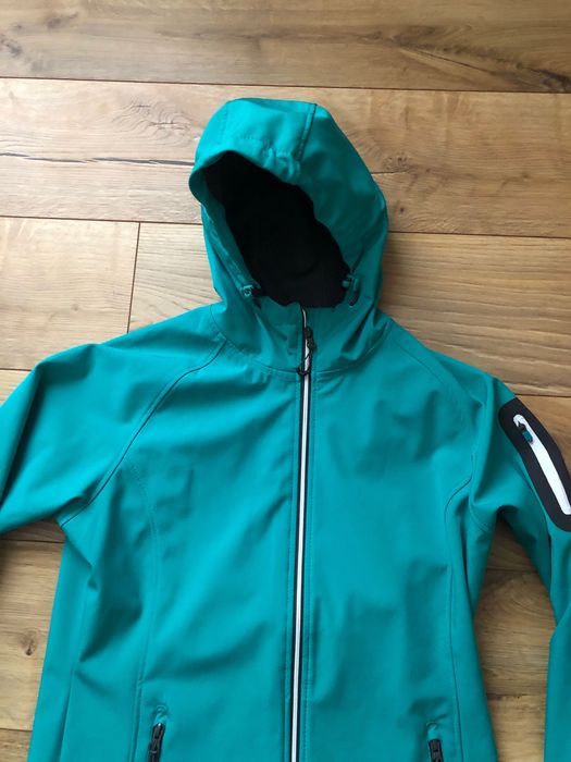 DLX-jacheta softshell,ca si Noua, pentru dame, marimea M