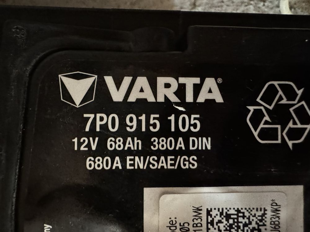 Продавам акумулатор AGM VARTA 68Ah - Start Stop - Made in Germany