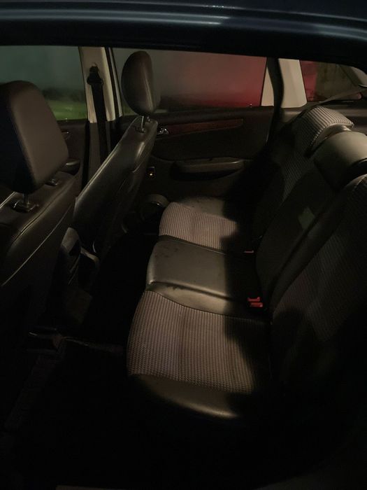 Mercedes Benz B Class
