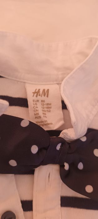 Body cu papion Hm si set de 2 perechi de pantaloni marime 86-92