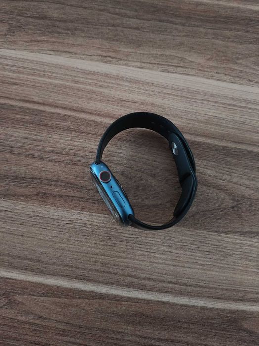 Apple Watch seria 7 45mm