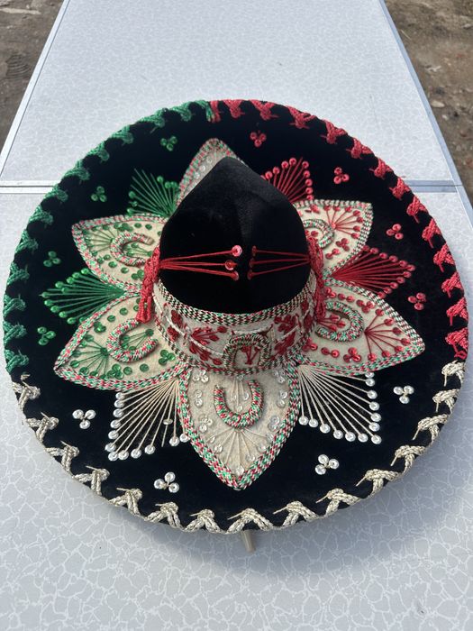 Palarie pigalle facuta manual in mexic