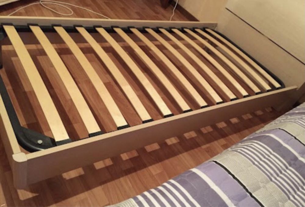 односпальный кровать