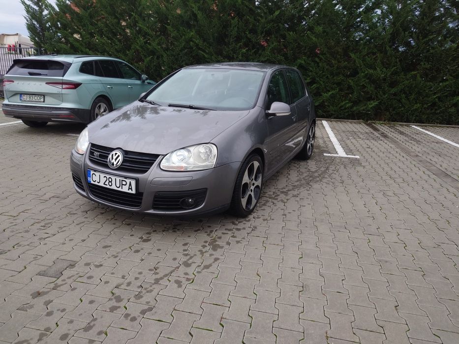Vând vw GOLF V GT