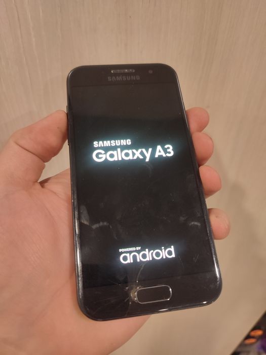 Samsung A3 2017 года