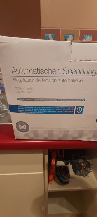 Stabilizator tensiune well triac 1000va