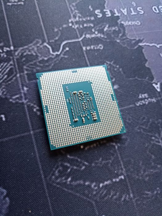 Процессор Intel Core i3-7100