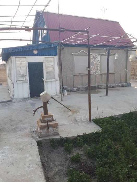 Sazanchik orqasidagi dacha sotiladi 2 etajlik.