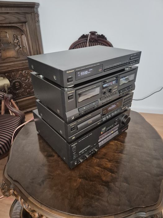 Linie Technics cu amplificator SU-V85A