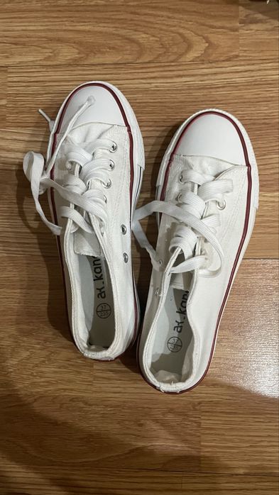 Продаю обувь б/у