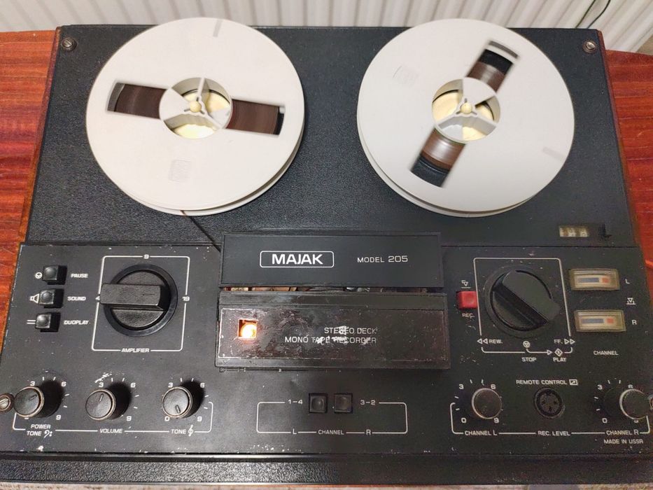 Magnetofon Majak 205