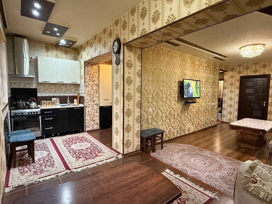 Ц-5.Массив Киёт.Джентельмен Паб.С метелью и техникой.