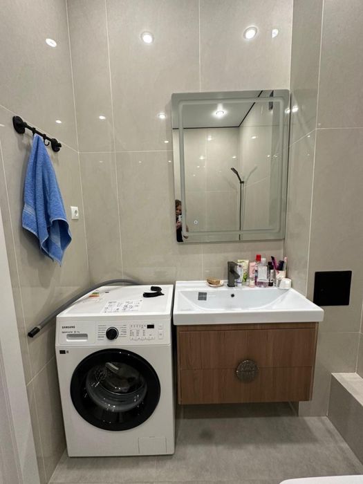 Зеркало раковина шкаф