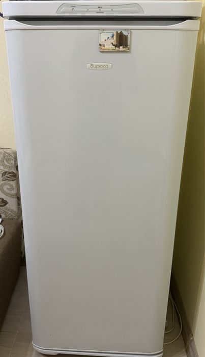 Продам морозильник Бирюса