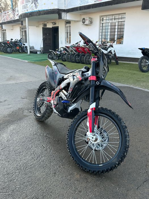 Мото Эндуро BSE 250RR,35 лошадинных сил,больше чем 177 мотора