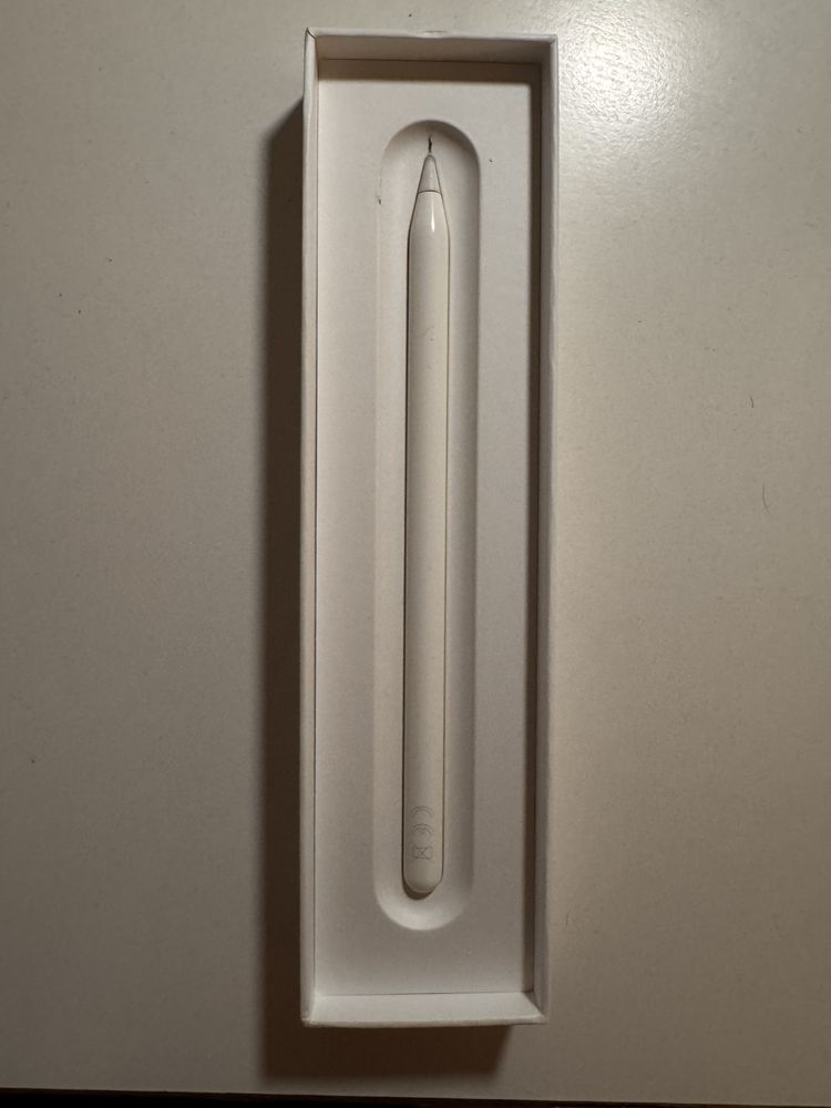 Ipad air 5, 64gb, space grey + apple pencil si logitech folio touch